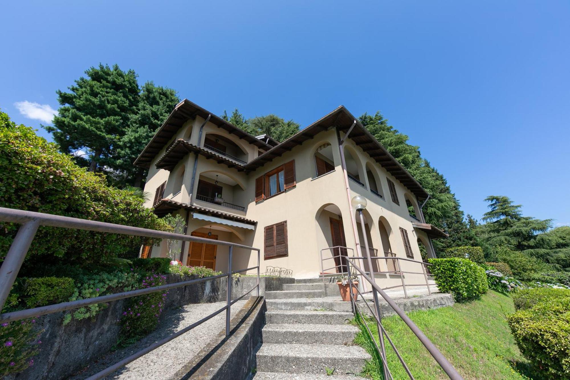 Pandora Lake View Stresa - Happy Rentals Exterior photo